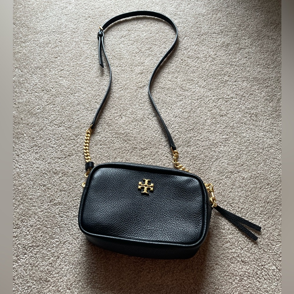 Tory Burch Blake Mini Camera Bag. Excellent condition. Crossbody design